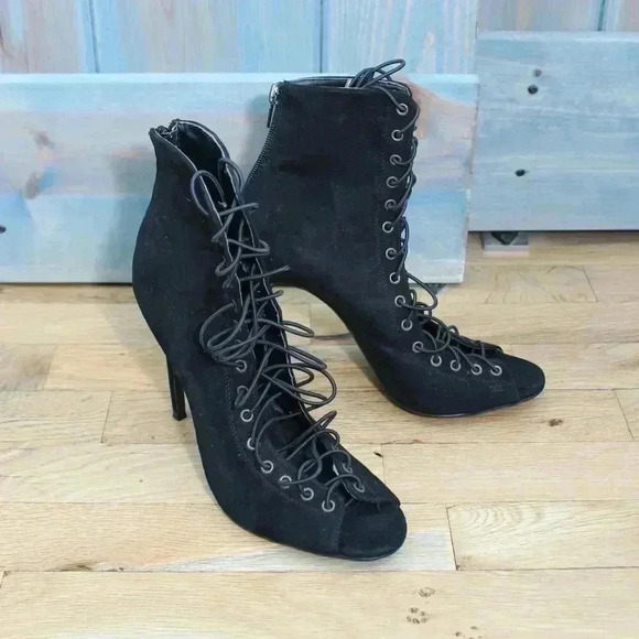 Black Lace Black Corset Faux Suede Vegan Stiletto Heels Size 6 NWOT - Picture 3 of 9